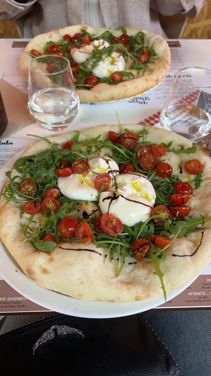 MONA – Le Petit Street Food