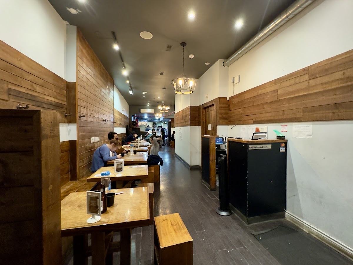 Mr. Tonkatsu 548 Yonge St