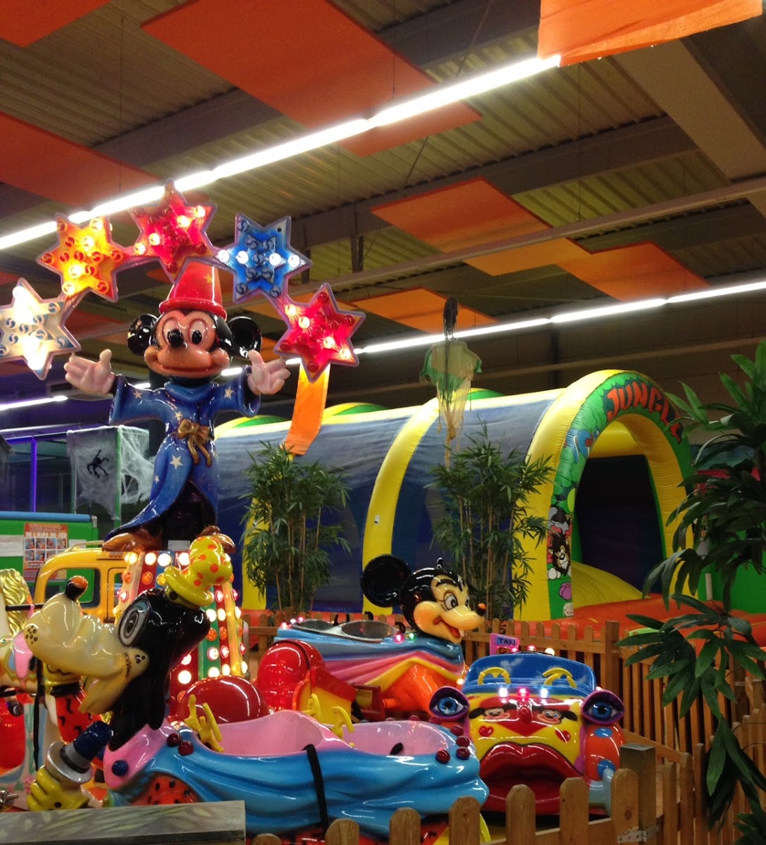 MYSTERLAND
