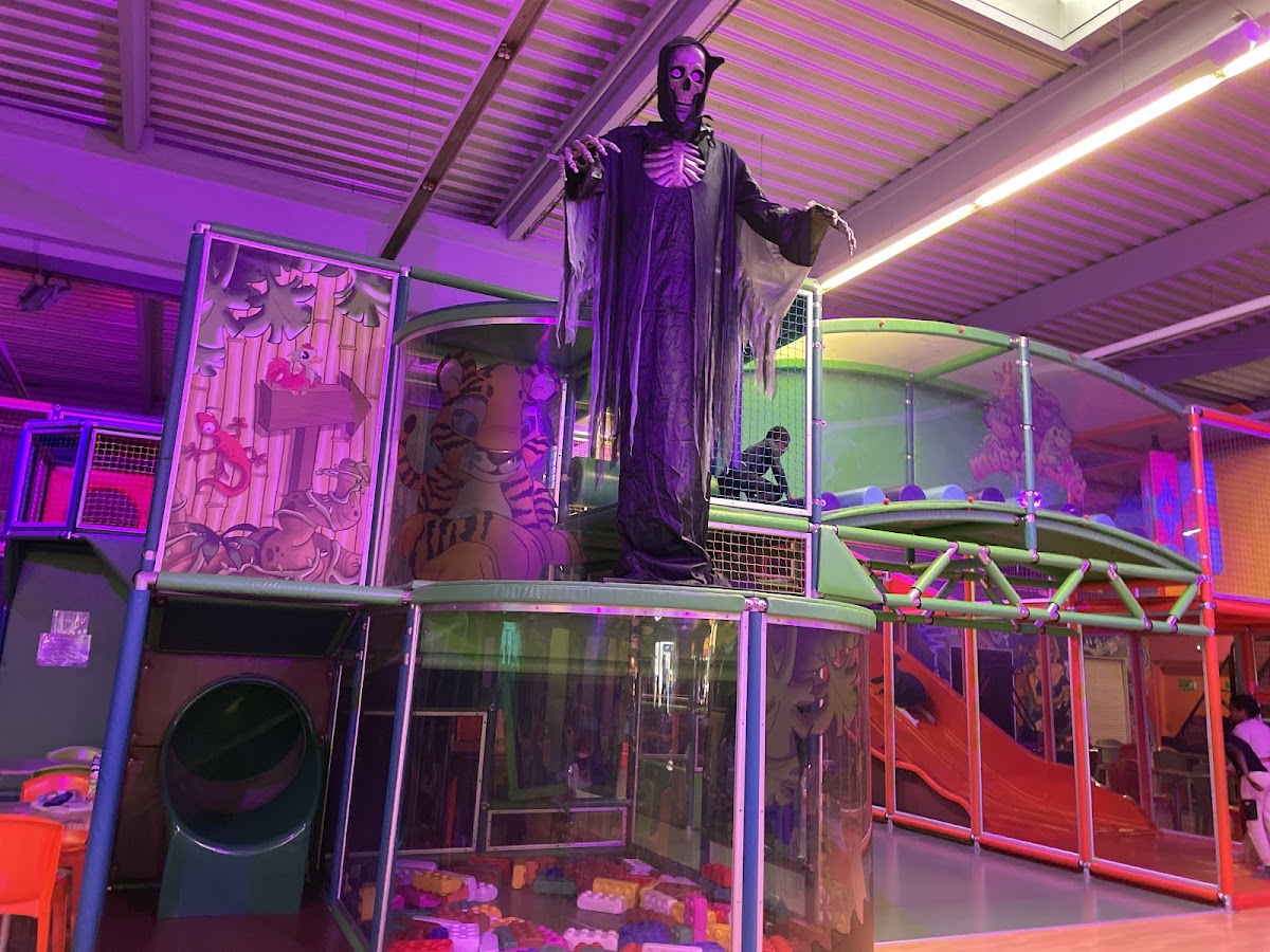 MYSTERLAND