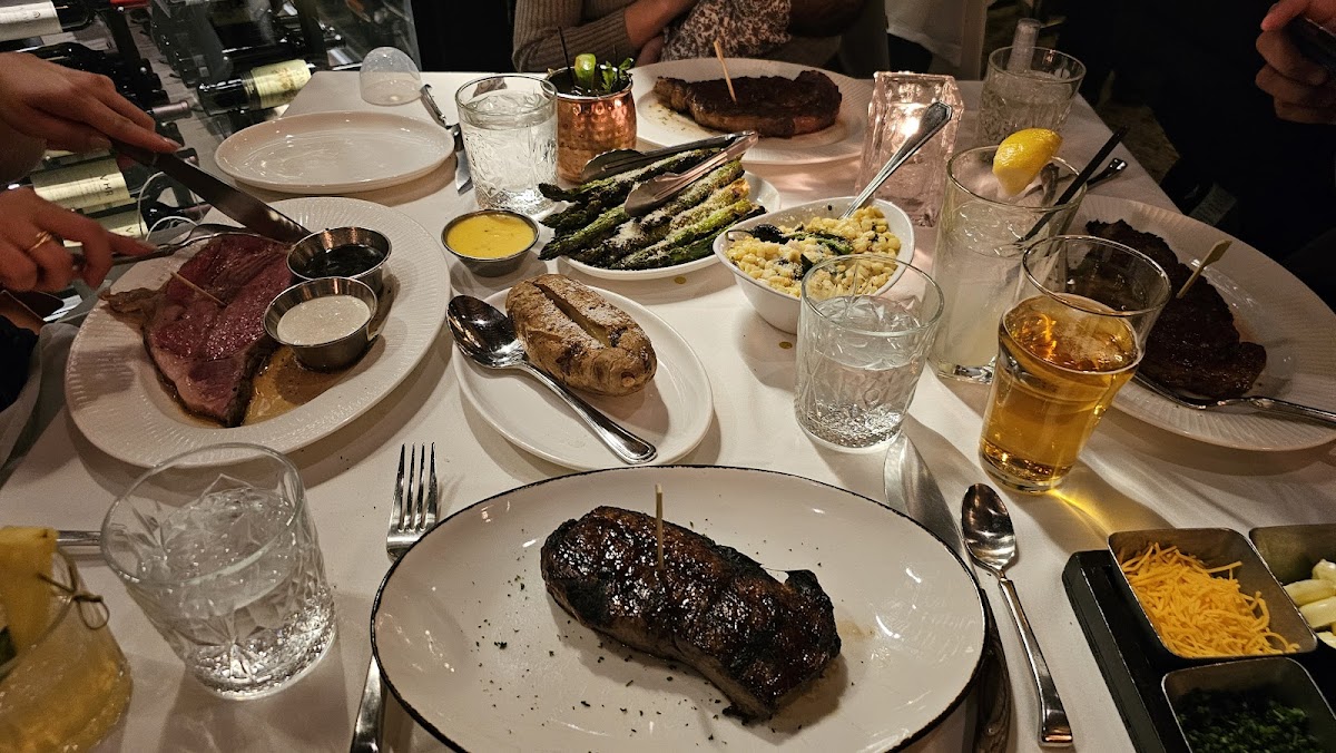 Napa Prime Chophouse & Cigar Bar