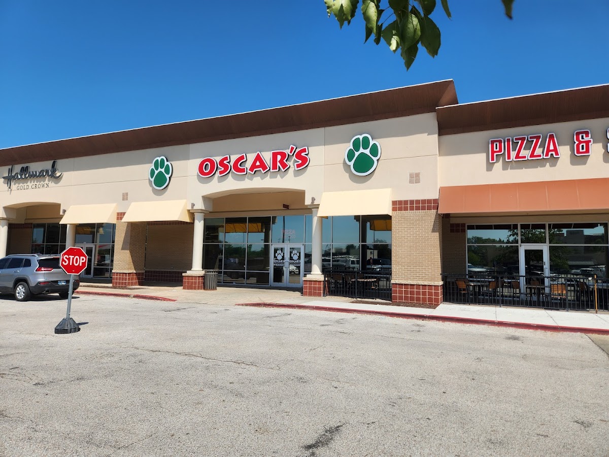 Oscar's Pizza & Sports Grille