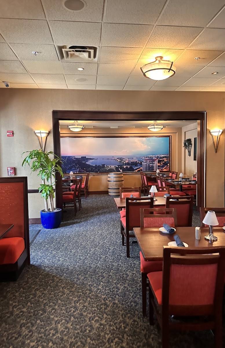 Parkshore Grill