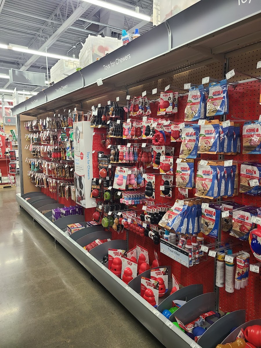 PetSmart Windsor Tecumseh Mall
