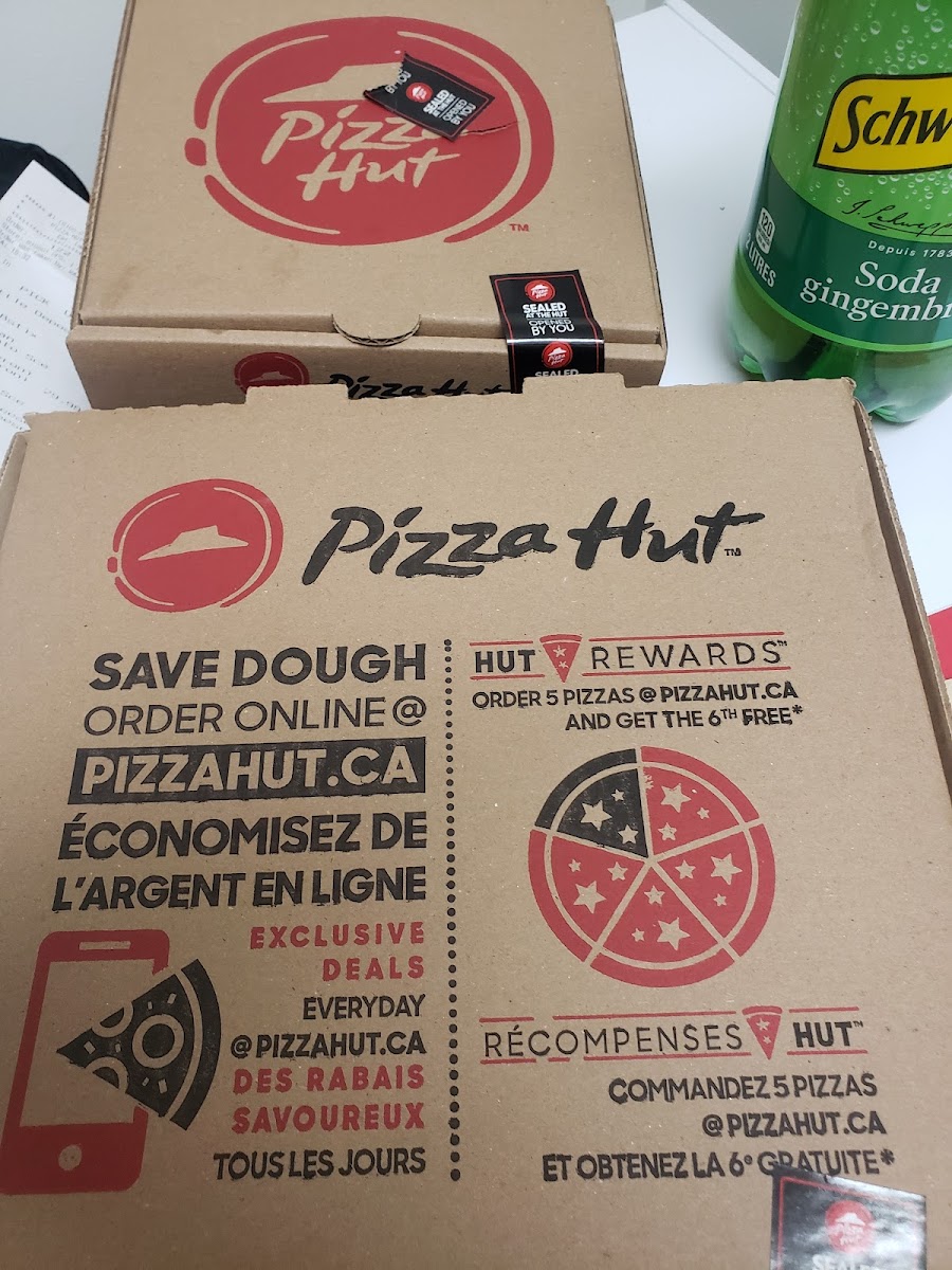 Pizza Hut 701 Central Avenue