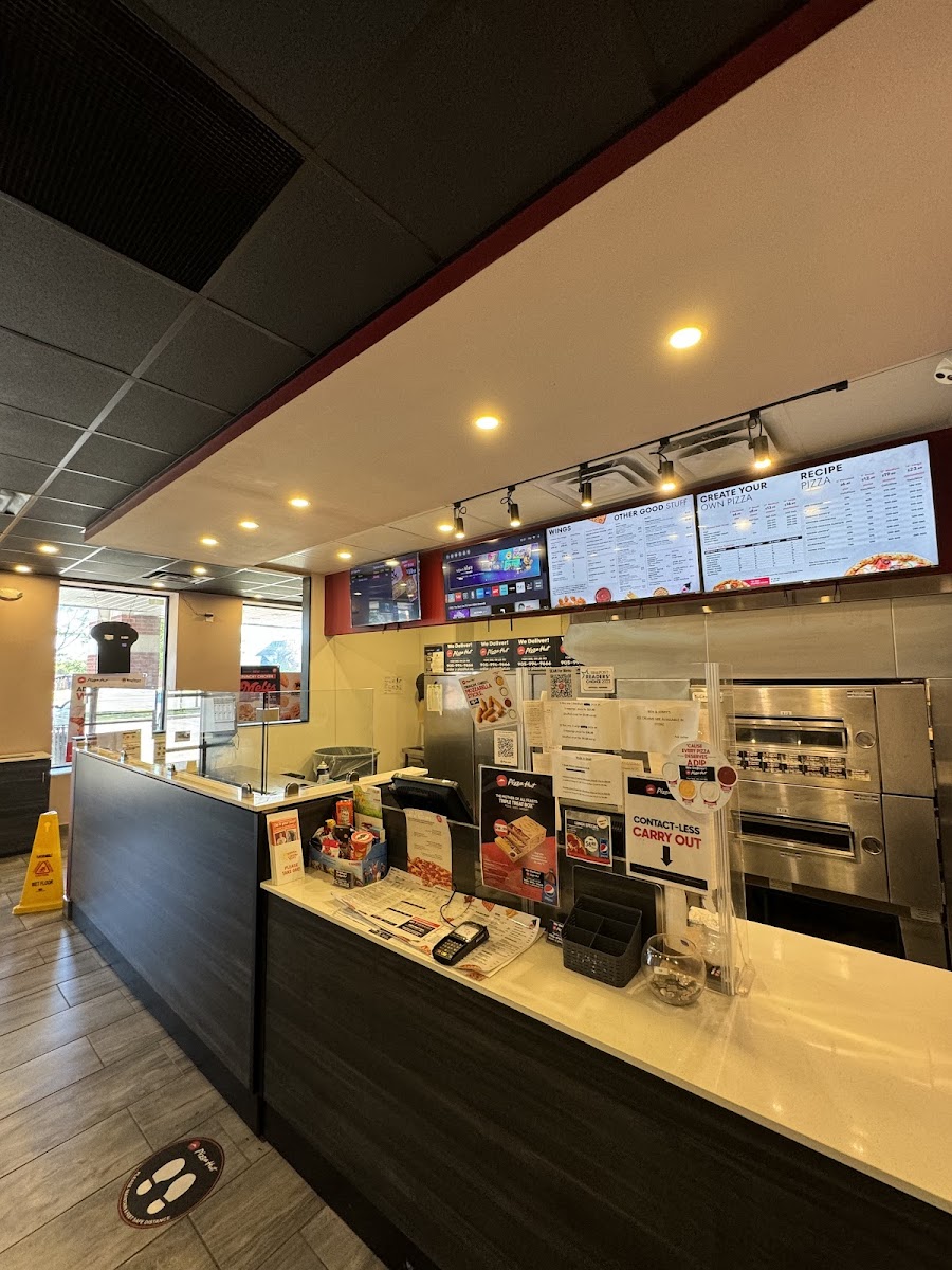 Pizza Hut Canada 450 Garrison Road, Unit #130