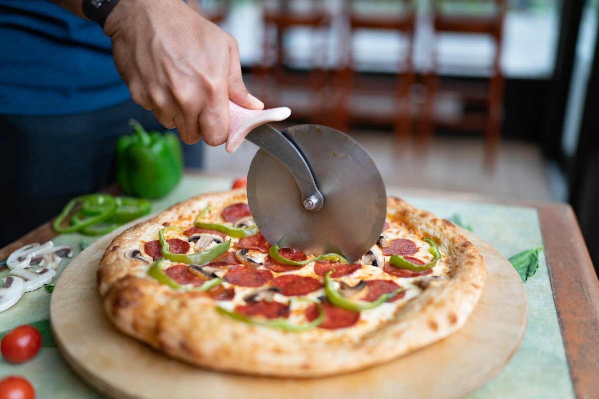 Pizza Ricci 5917 Boulevard Monk