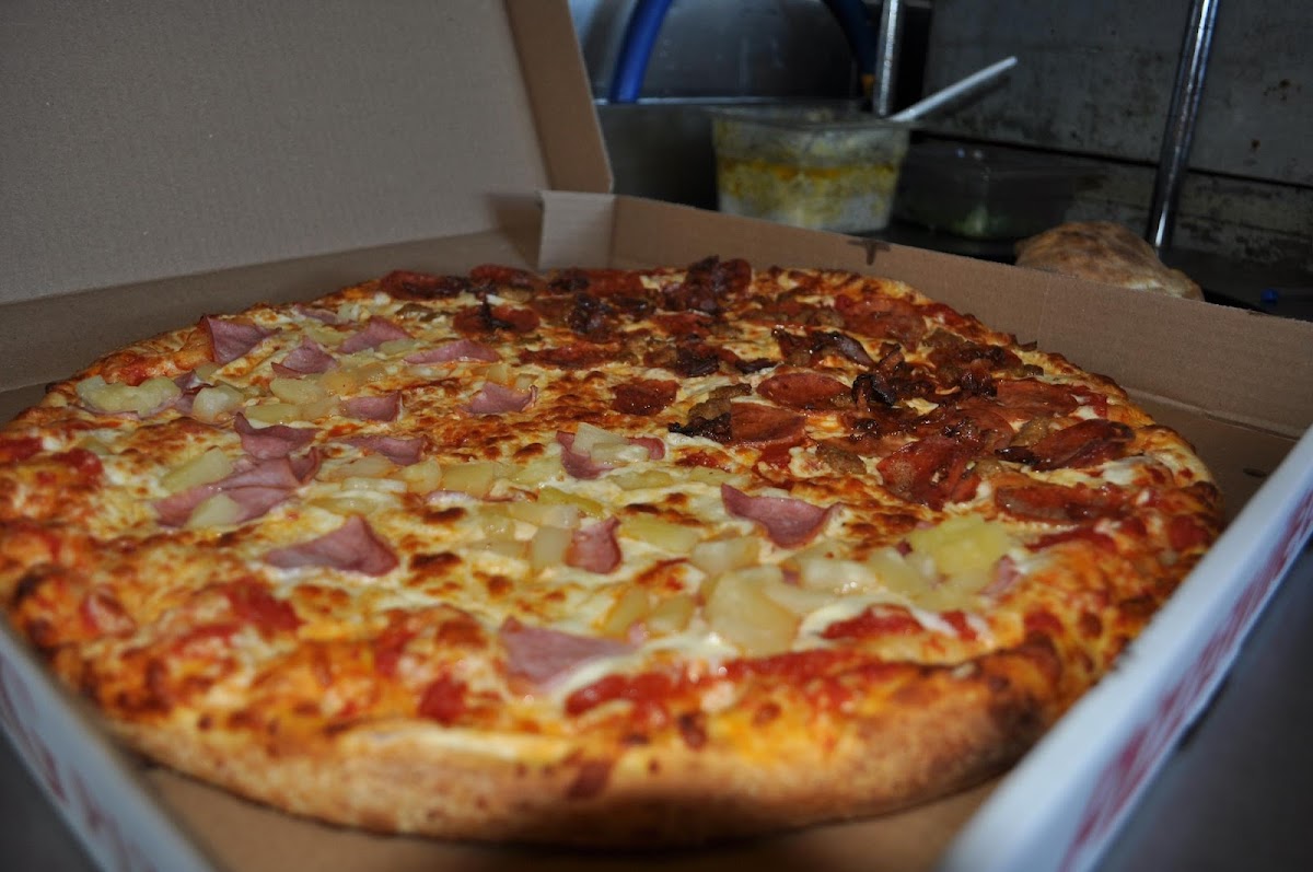 Pizzaville 5651 Steeles Ave. East