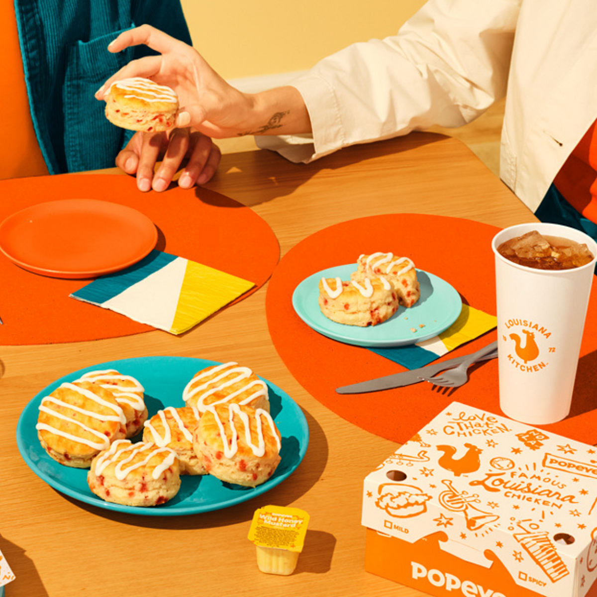 Popeyes 1167 St Clair Ave W