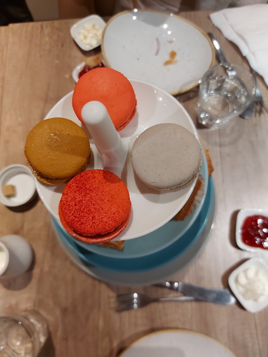 Quelque Chose Macaron Boutique