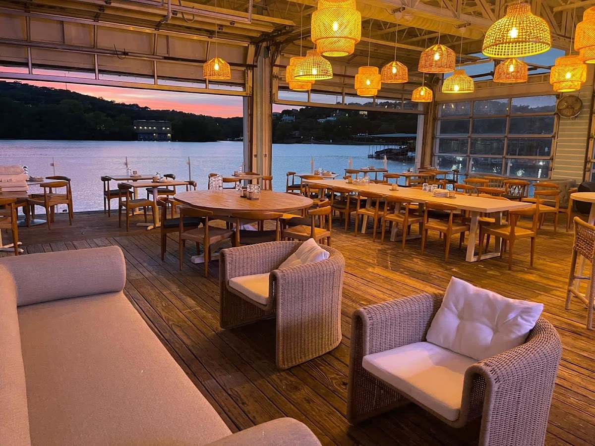 Quince Lakehouse