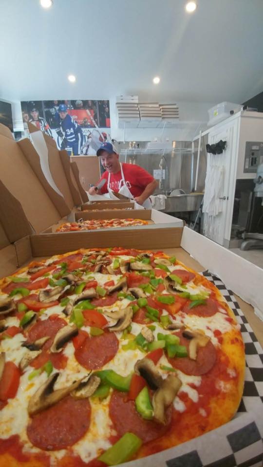 REF'S Pizza and Ice Cream
