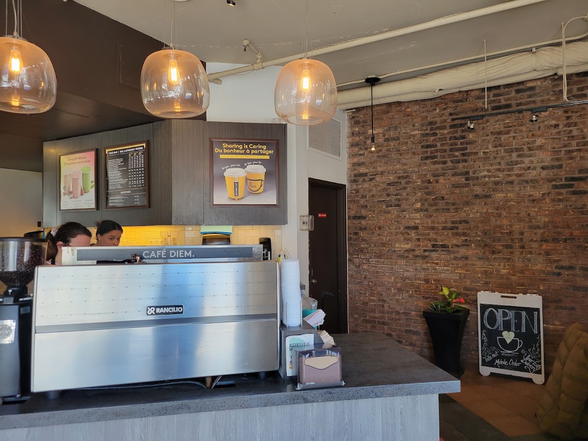 Second Cup Café 153 Laurier Avenue East