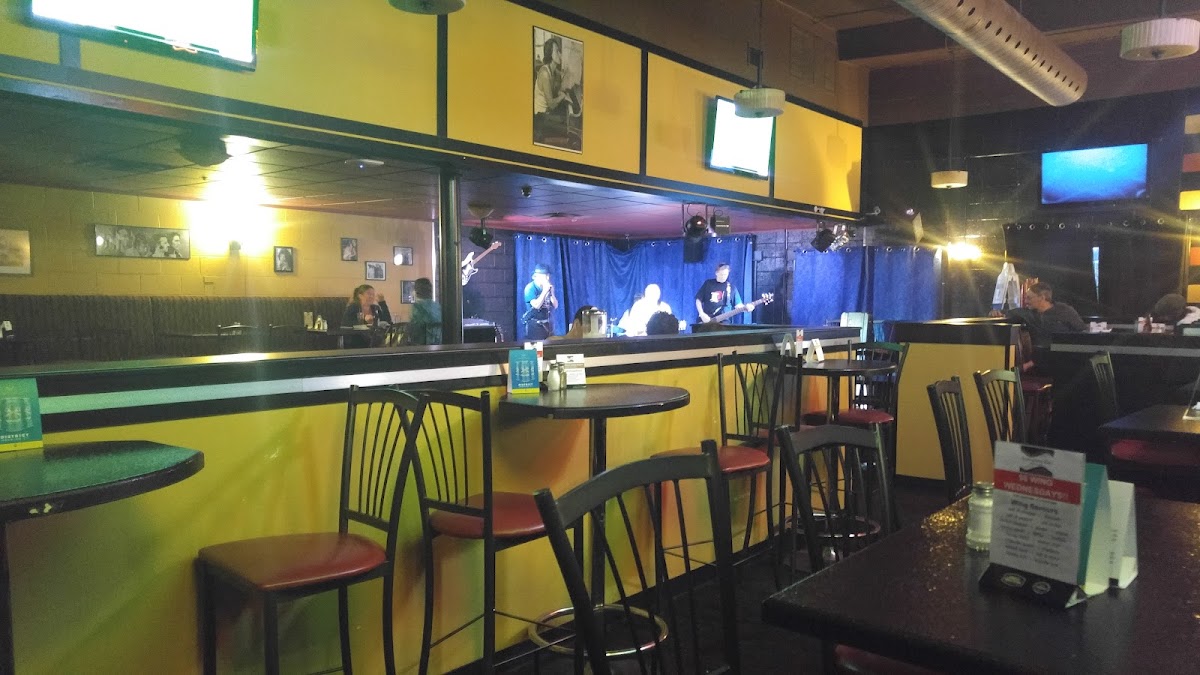 Somewhere Else Pub & Grill