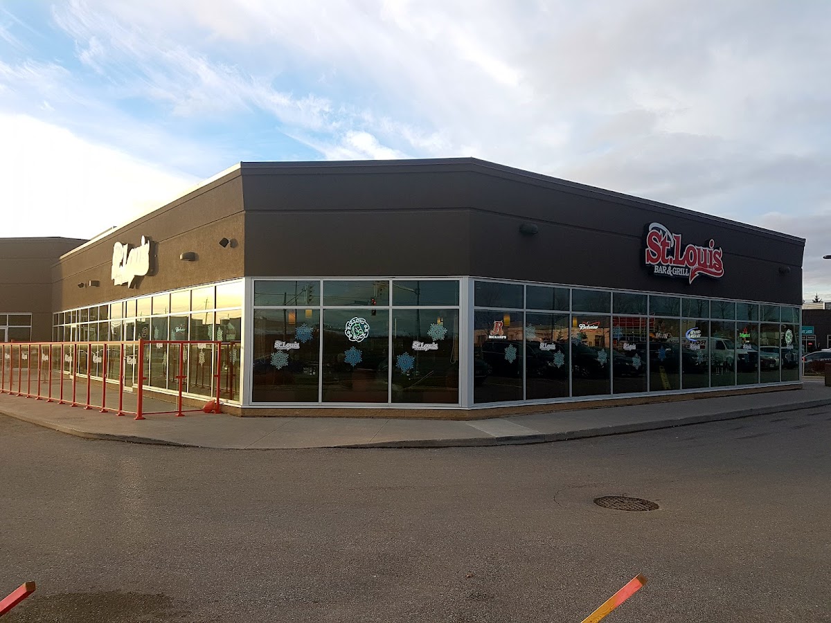 St. Louis Bar & Grill 494 Veterans Dr Unit 1