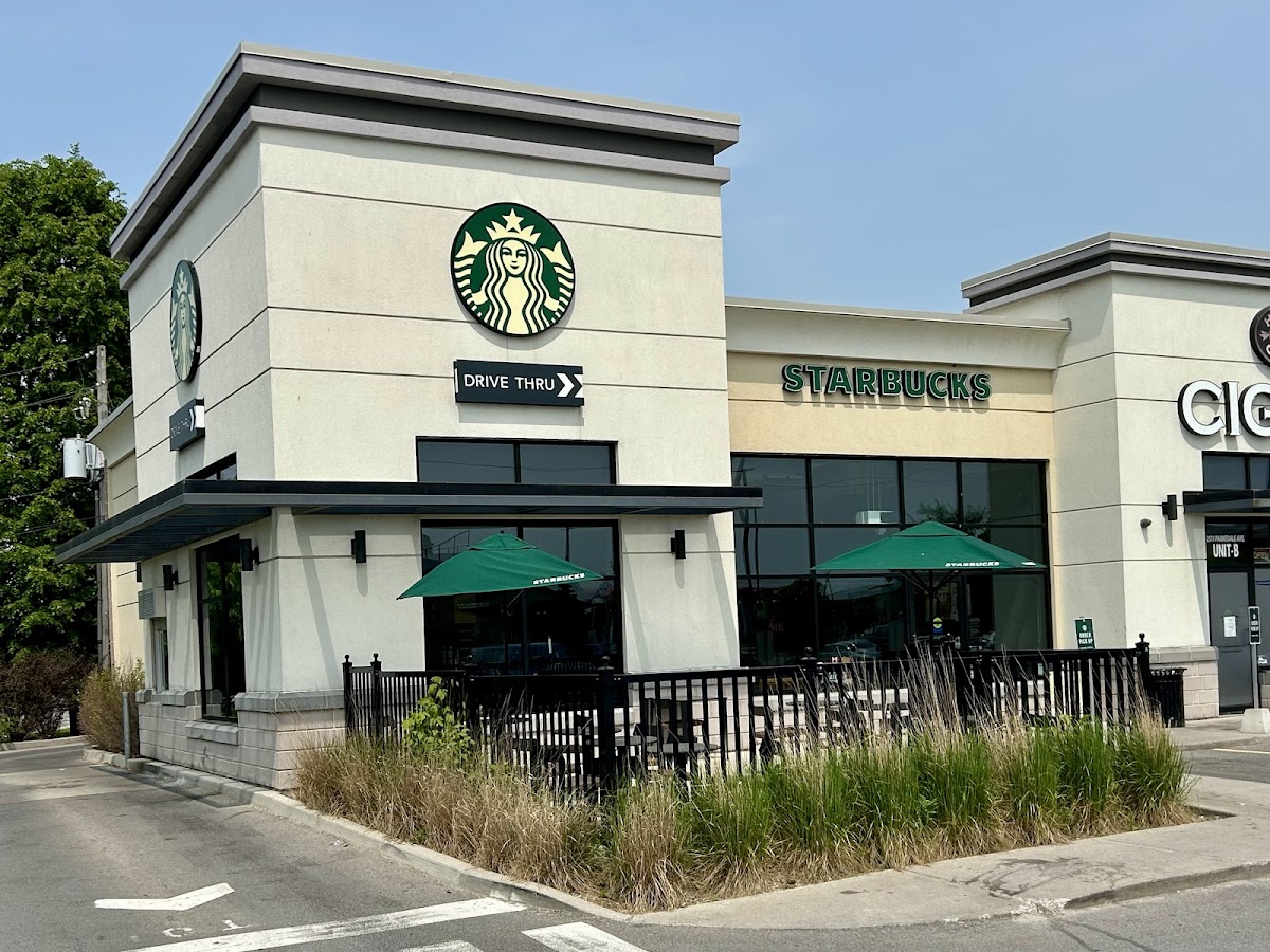 Starbucks Stewart and Parkdale