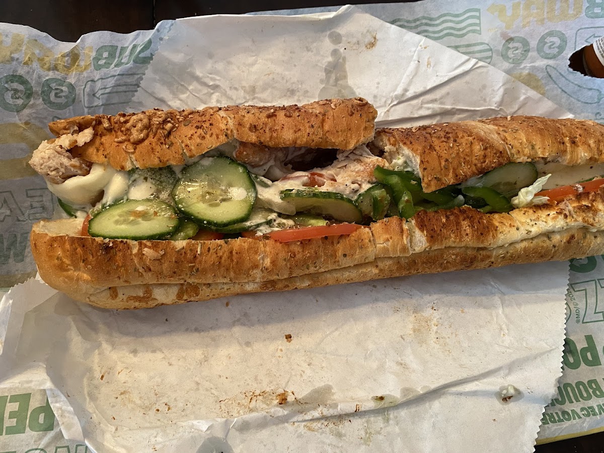 Subway 12 Main St N