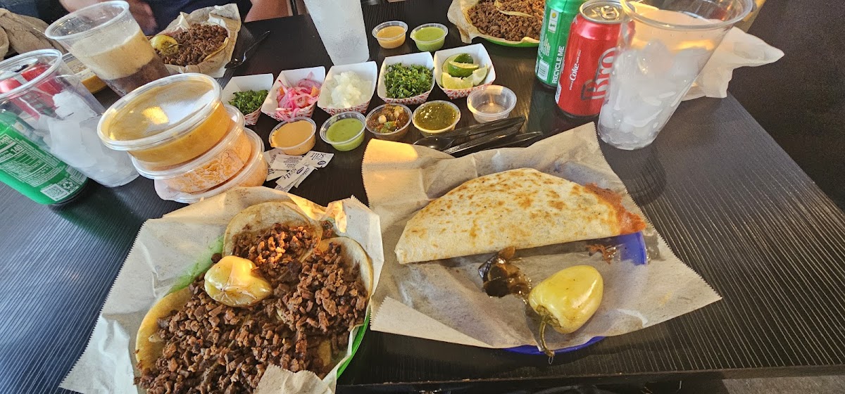 Tacos Los Cholos