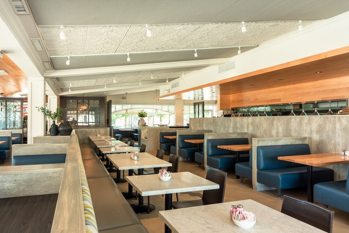 The Dundas Street Grille