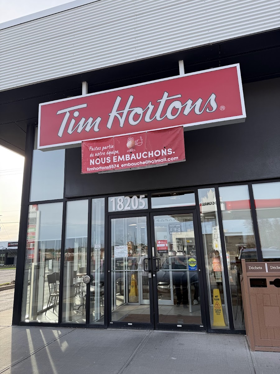 Tim Hortons 18205 Boulevard de Versailles