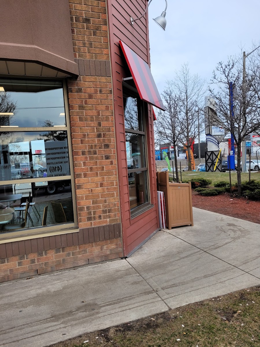 Tim Hortons 2304 Sheppard Avenue West