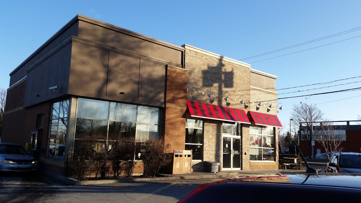 Tim Hortons 2695, Ch. De Chambly