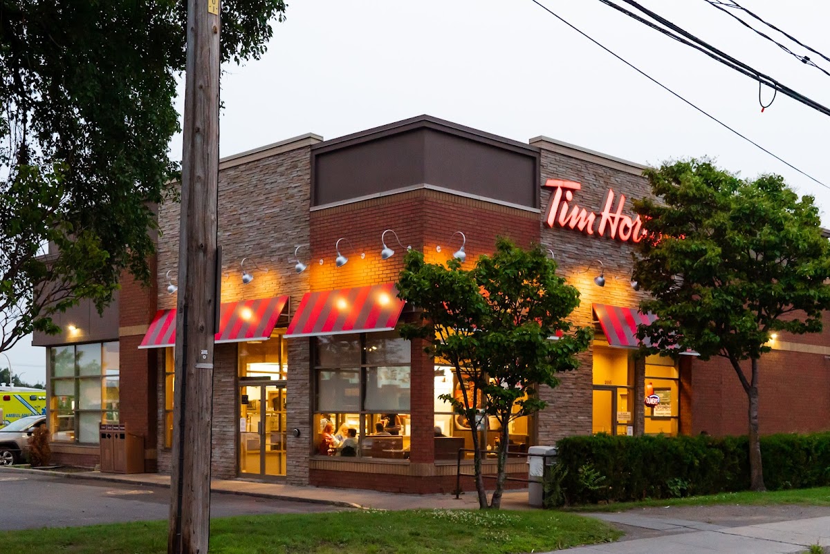 Tim Hortons 2695, Ch. De Chambly