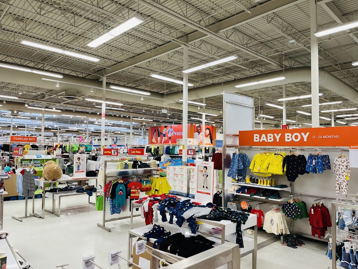 Walmart 3035 CLARENCE AVE. SOUTH