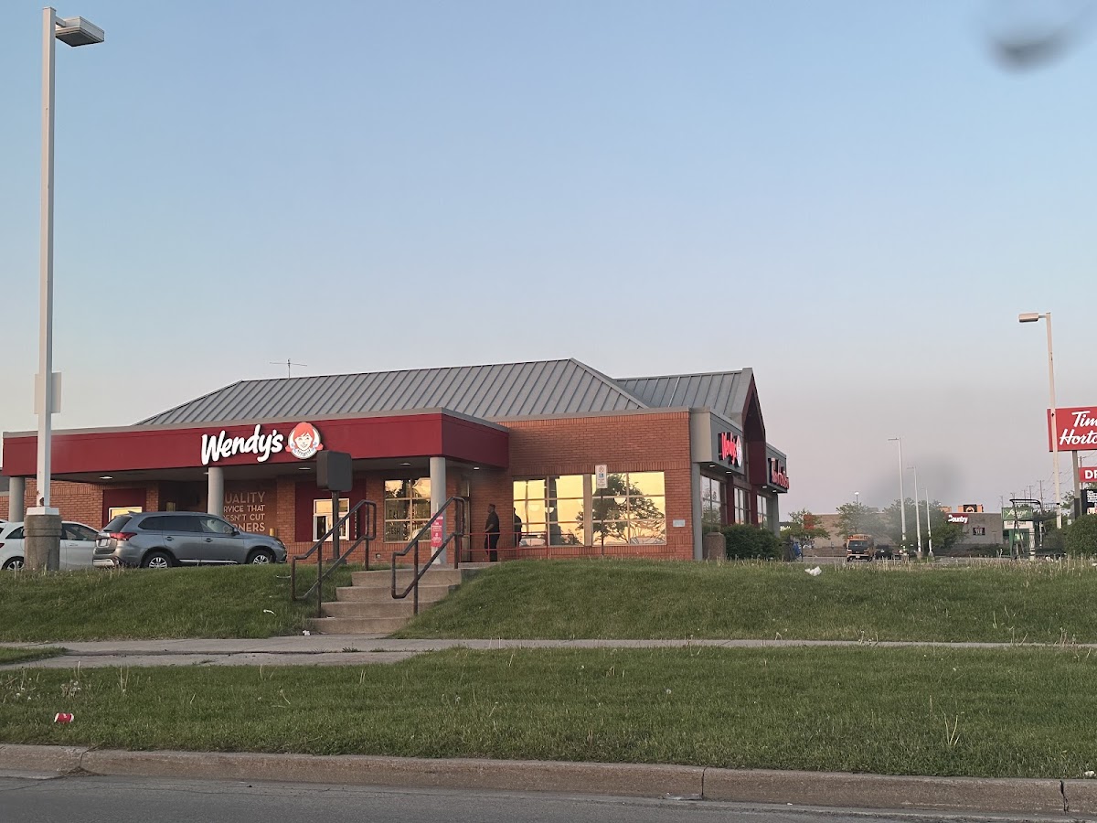 Wendy's 977 Golf Links Road