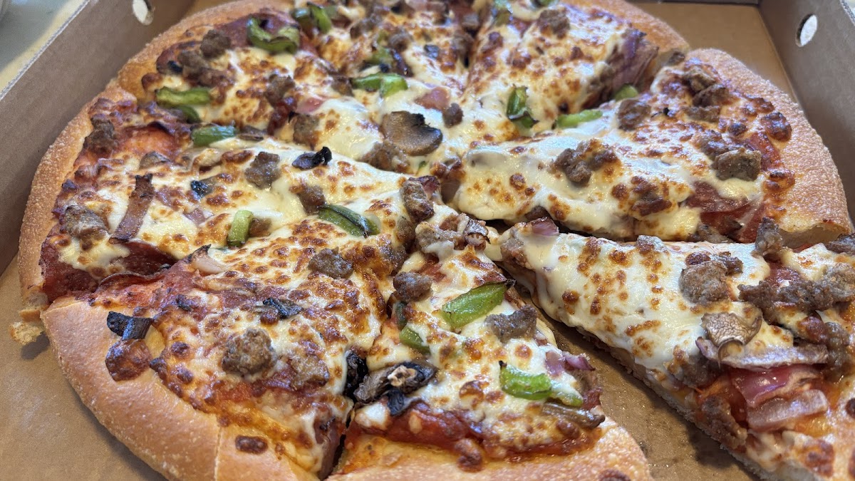 WingStreet only at Pizza Hut 2 Marsellus Drive