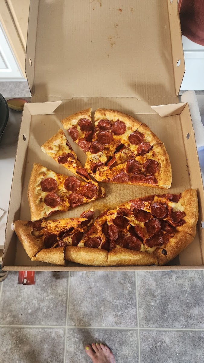Wingstreet only at Pizza Hut 4505 50 Ave #102