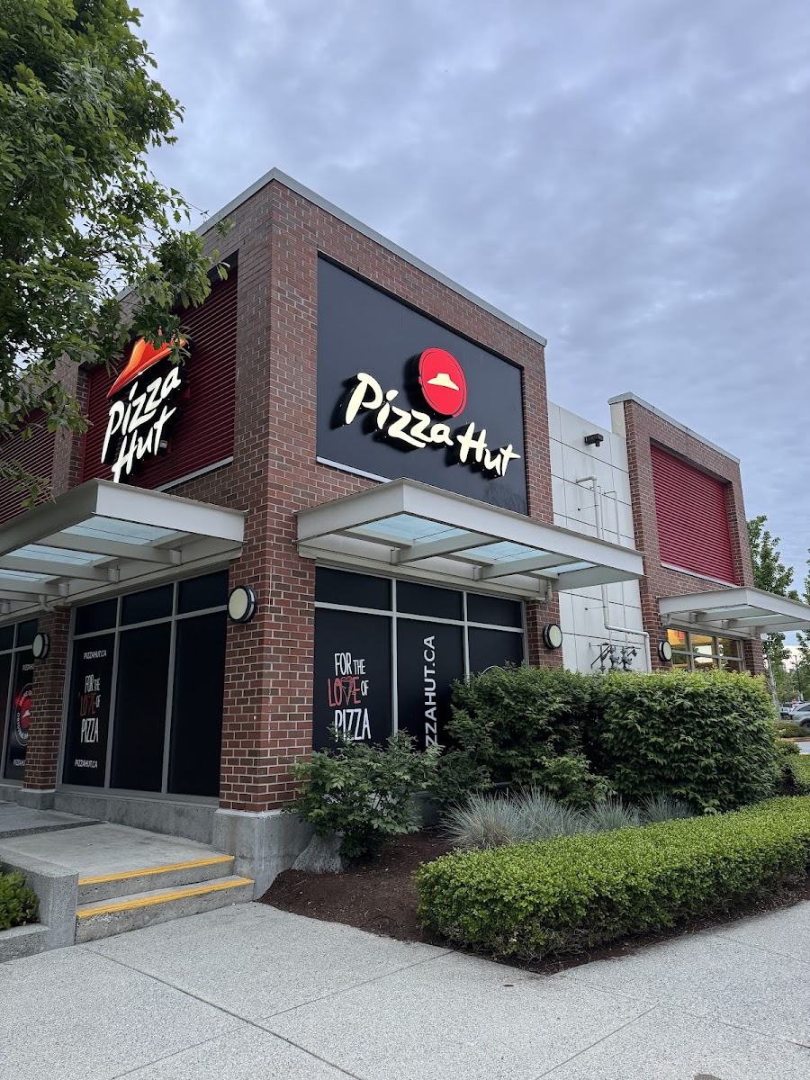 WingStreet only at Pizza Hut #640, 879 Marine Drive