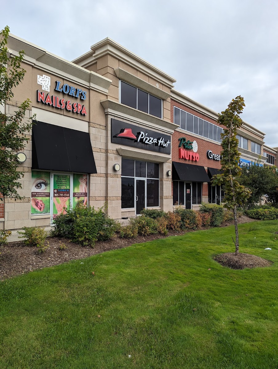 WingStreet only at Pizza Hut 9045 Airport Road, Unit M5