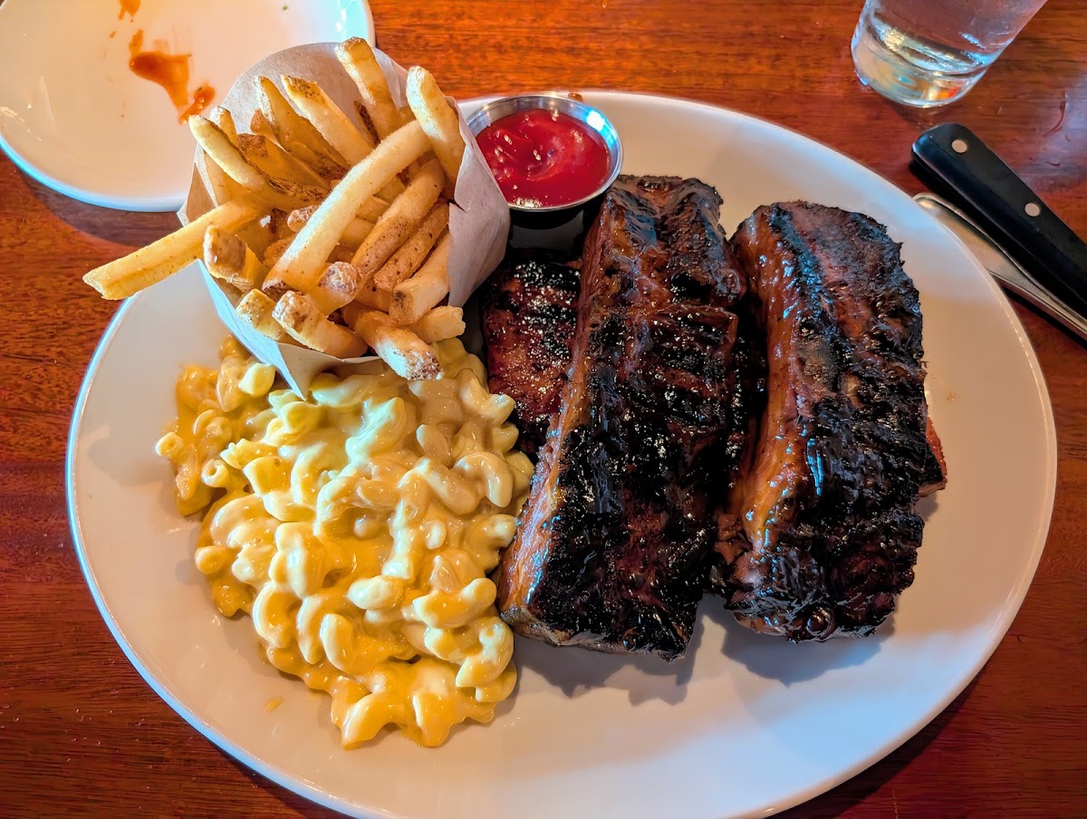 Wood Ranch BBQ & Grill