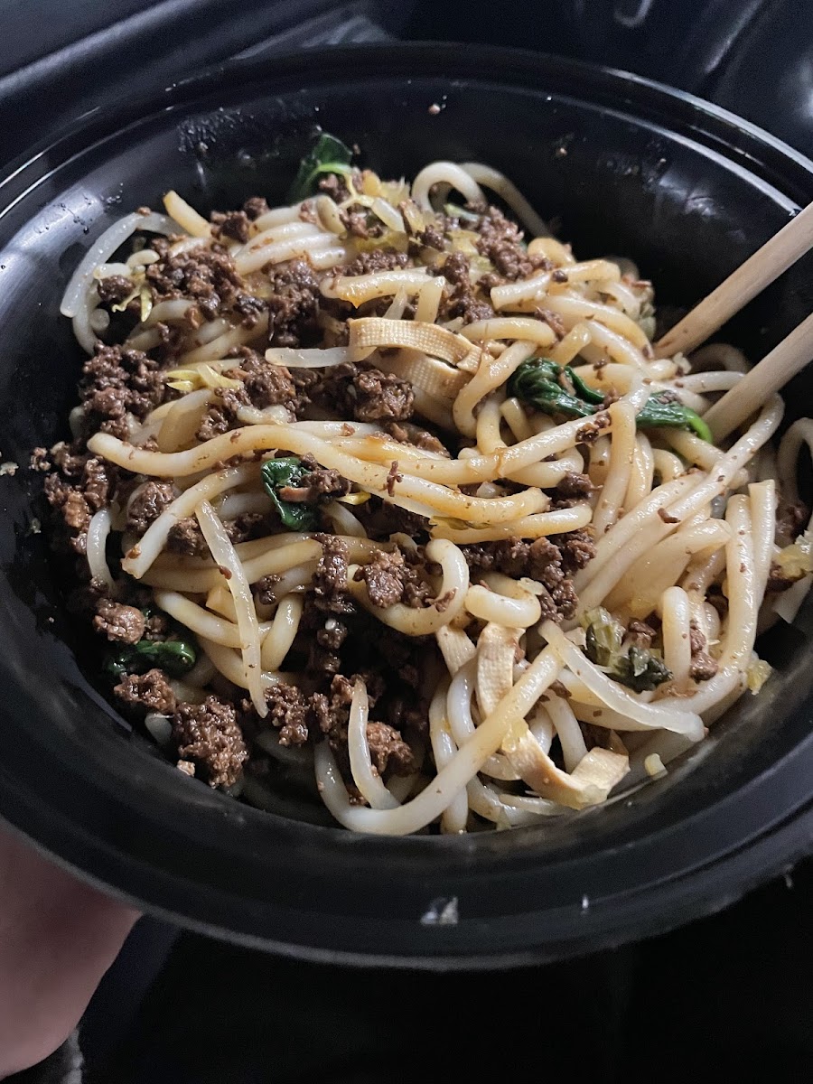 Xiang Yuan Qiao Bridge Rice Noodle Burnaby