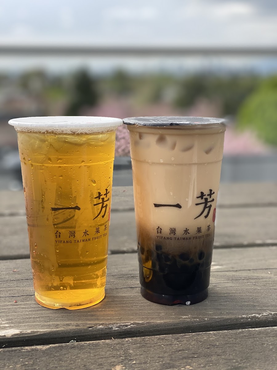 YiFang Taiwan Fruit Tea-Brentwood