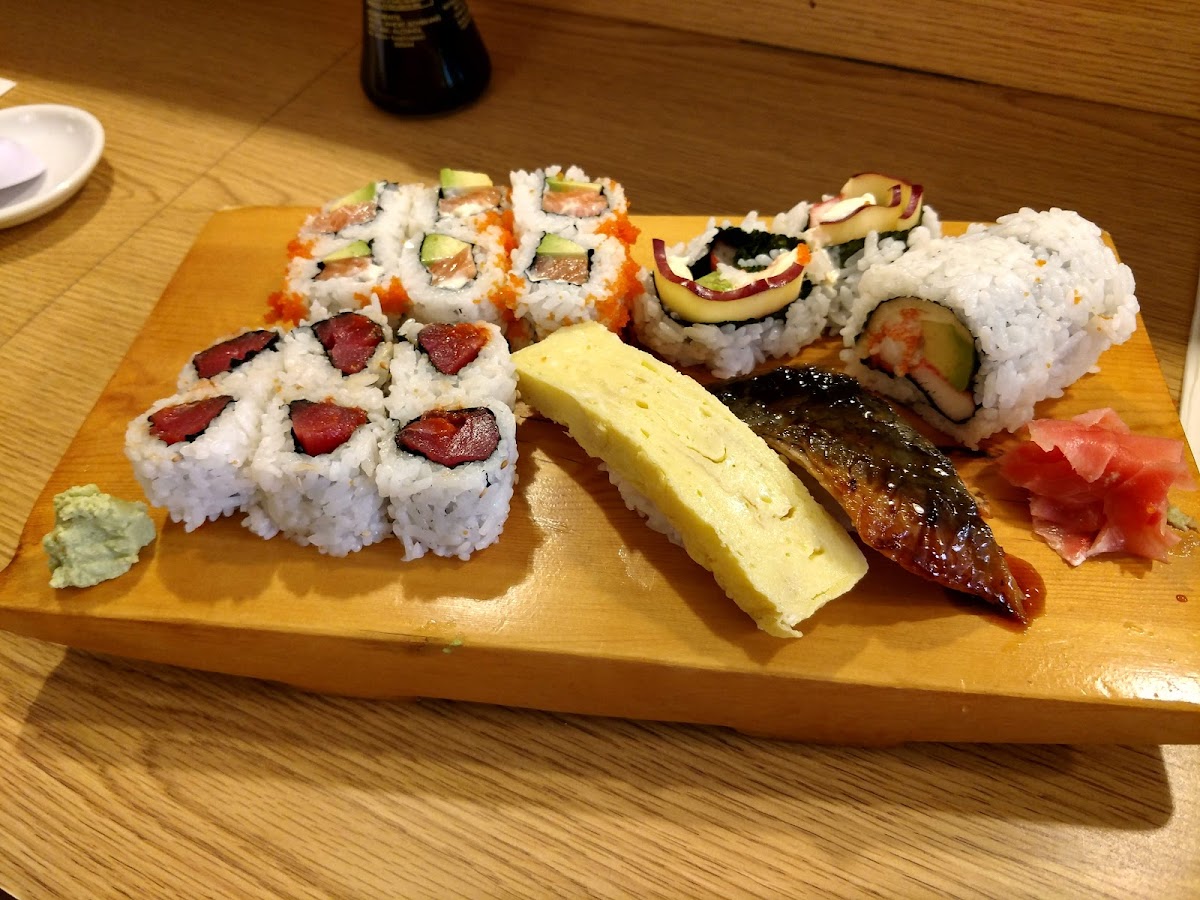 Yoshi Sushi